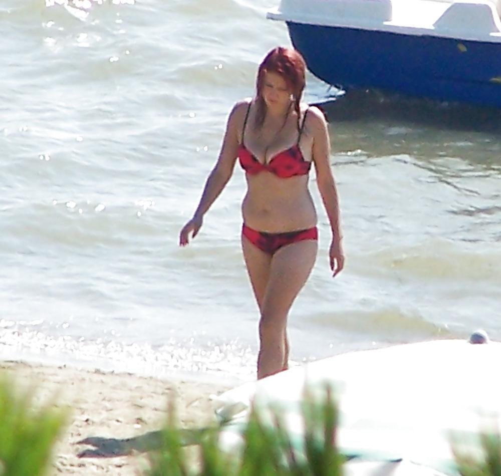 25P In the beach