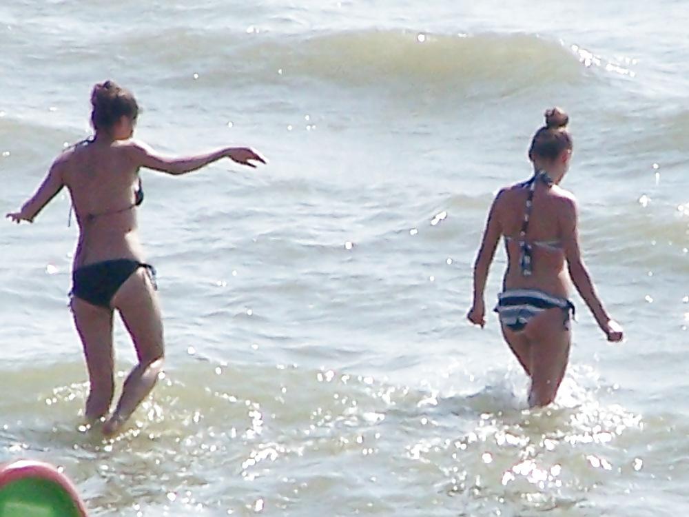 25P In the beach