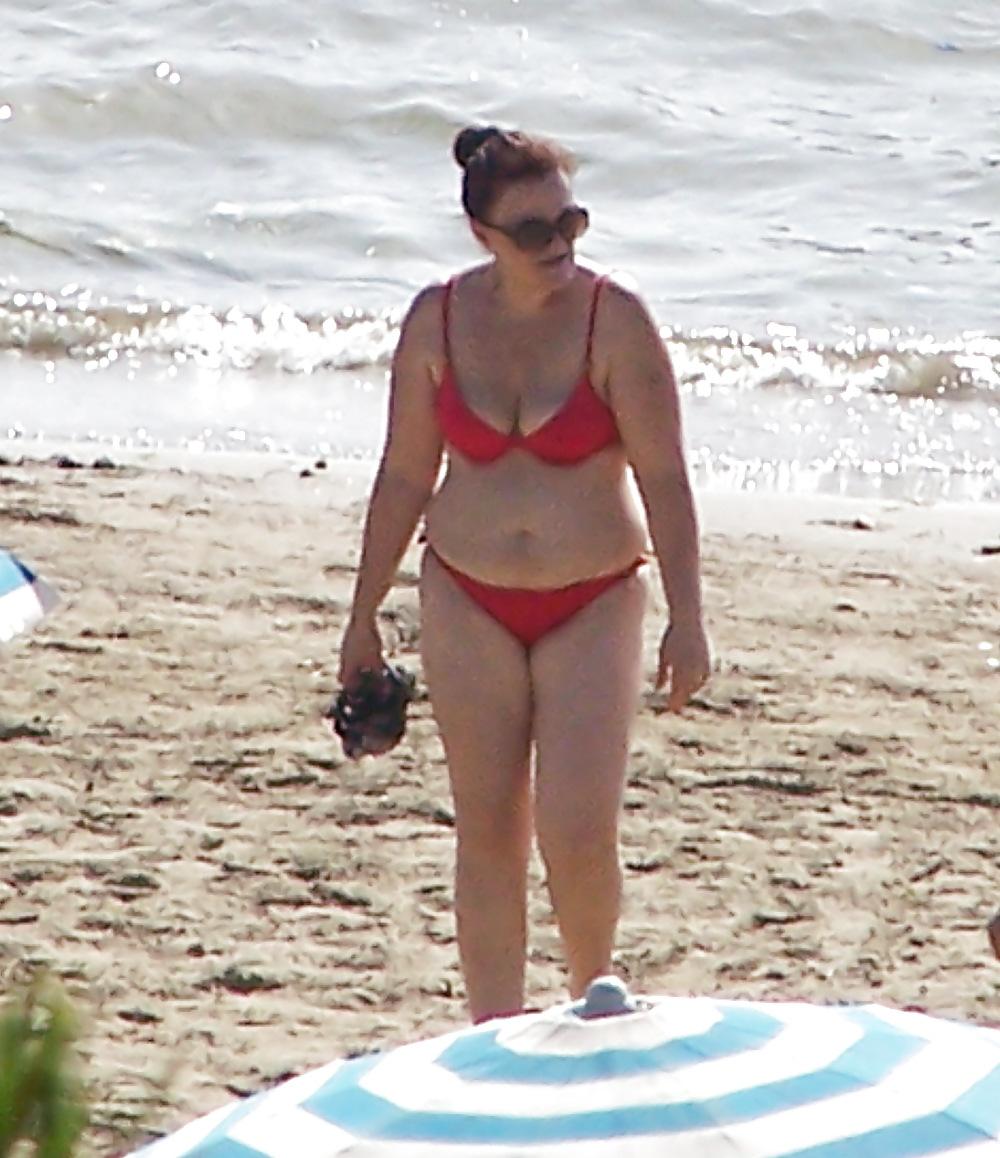25P In the beach