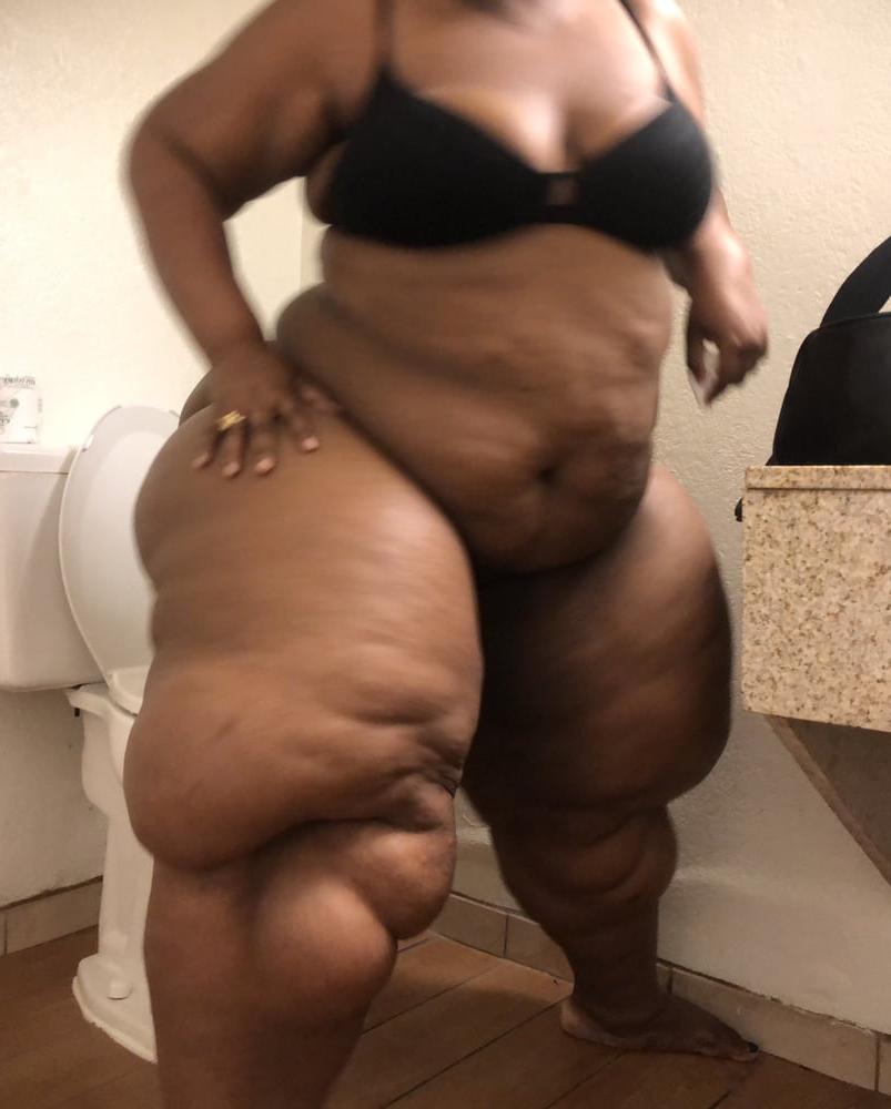 16P Lippy legs ssbbw exclusives 2020