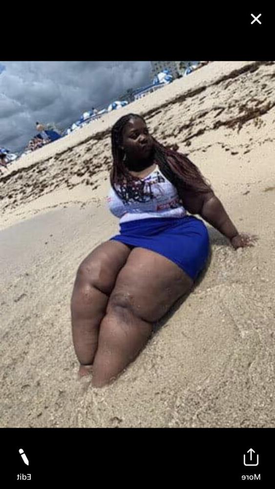 16P Lippy legs ssbbw exclusives 2020