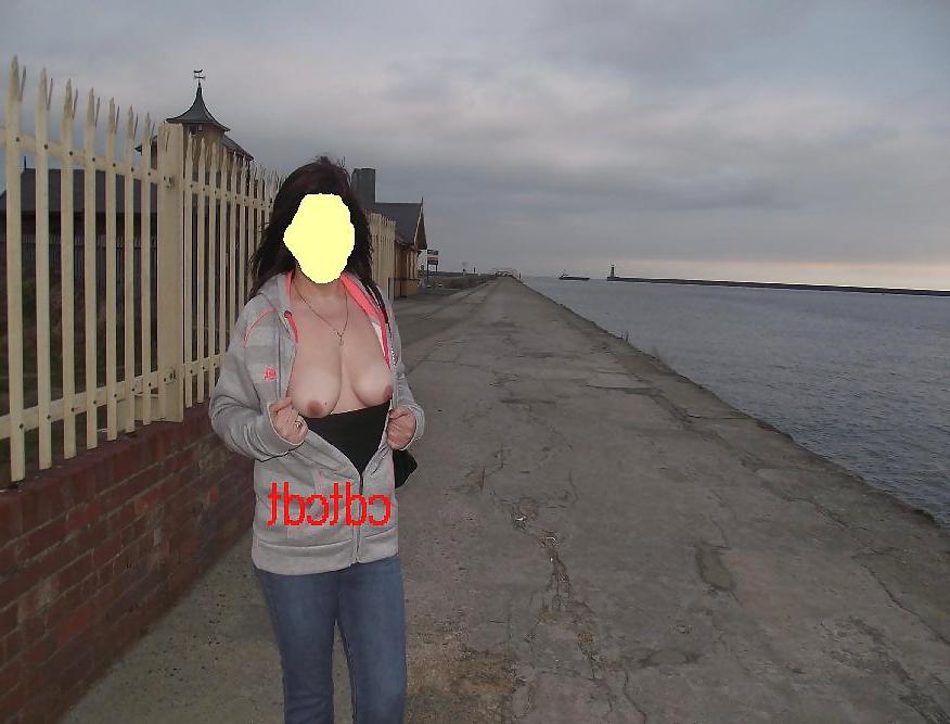 10P Flashing outdoors  19