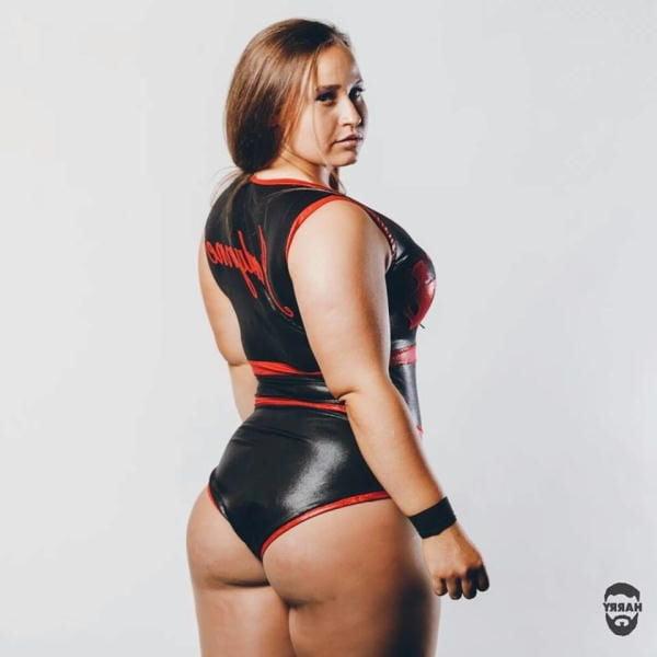 25P Wrestling Chicks 4
