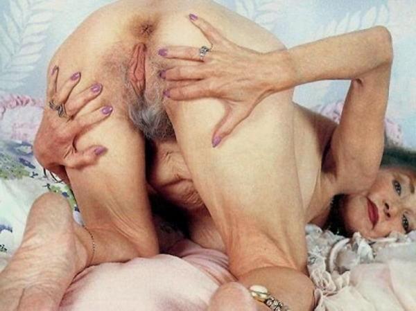 25P Matures with hairy asses #1