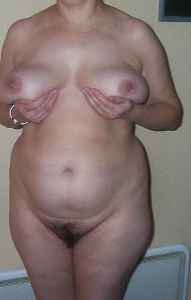 25P Matures and Grannies Full Frontal 16