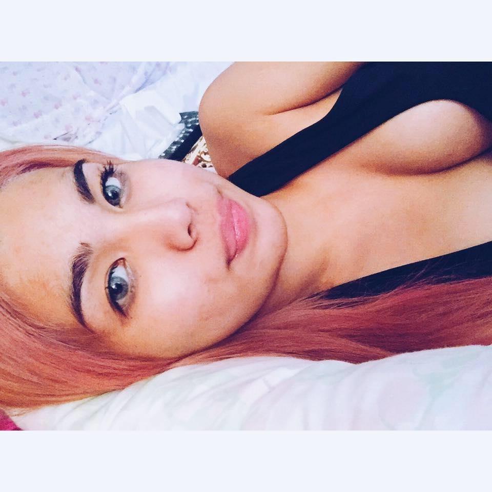 25P INDONESIAN MILF "AMELIA"