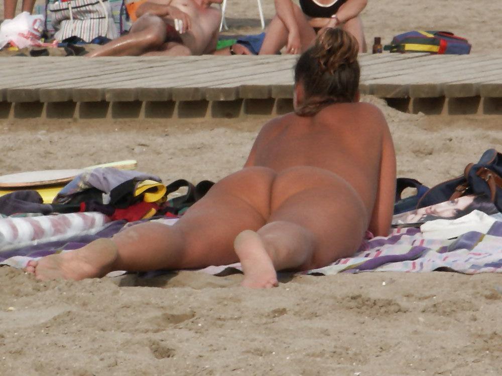 12P Mature beach