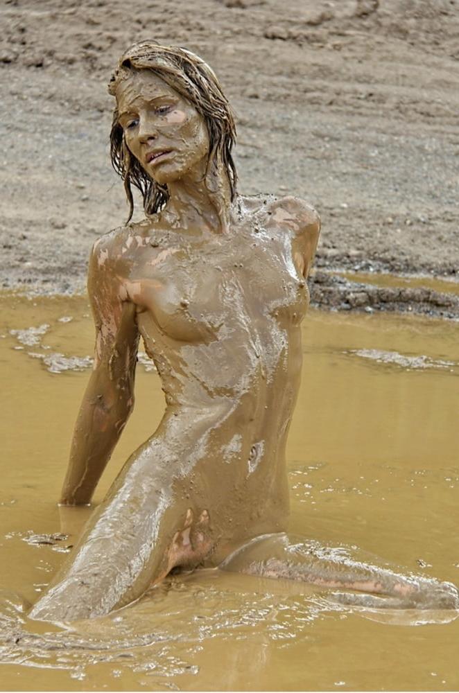 12P MUD LESBIAN SCHOOL 8