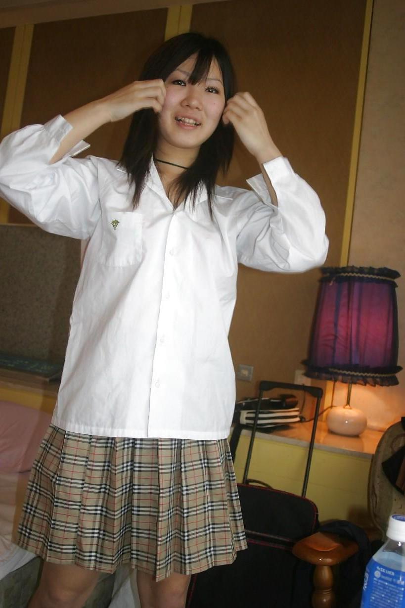 25P NANAKO - Horny Japanese Schoolgirl