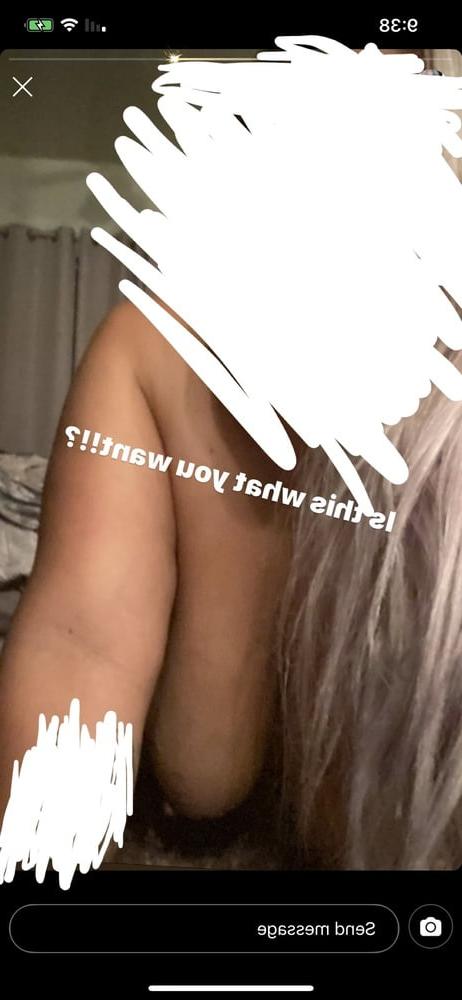 11P Busty milf