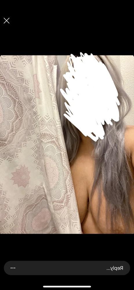 11P Busty milf