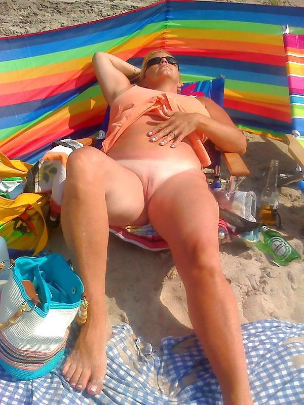 25P MILFs on the Beach - 4