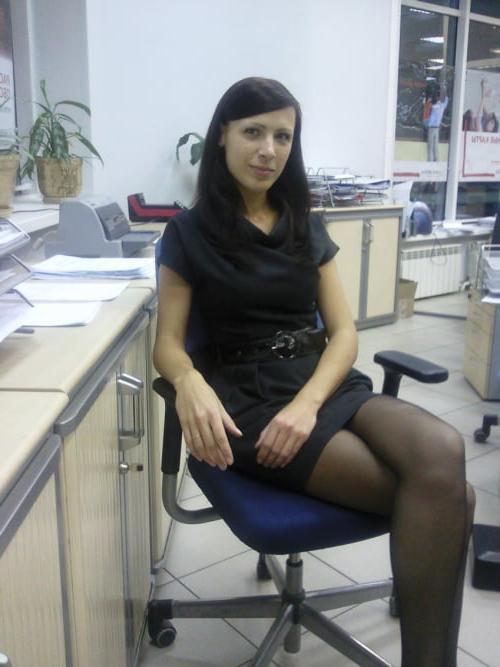 15P Horny Mature Slut Wives With Crossed Legs #3