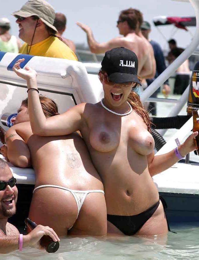 20P Topless beach girls 2.