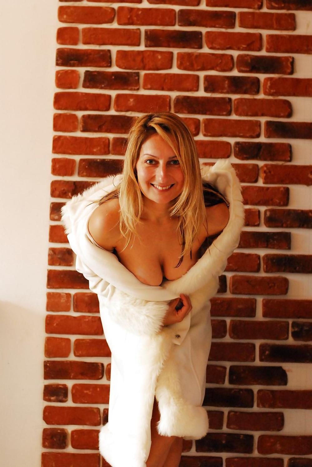 25P HOTTEST FRENCH MILF : ABSOLUTE SEXY VIII