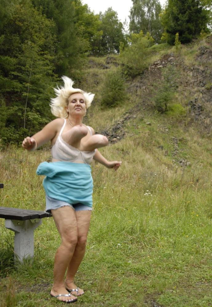 25P Amateur Public Flashing! - 194!