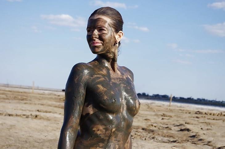 12P MUD LESBIAN SCHOOL 10