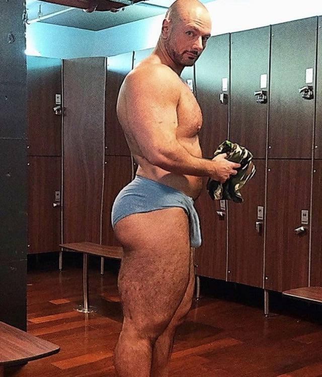 25P 0686 Sexy and handsome daddy collection