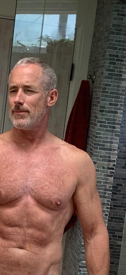 25P 0686 Sexy and handsome daddy collection