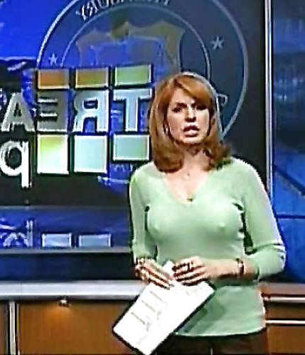 17P Liz Claman anchor of The Fox  Business Network