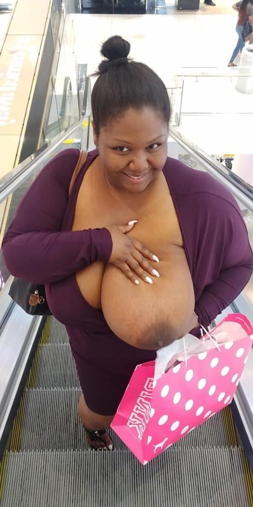 16P Bbw mix 1029 (Black flashing women)
