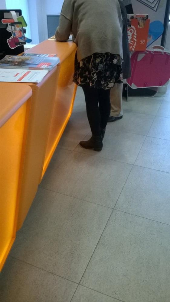 21P lovely legs 02