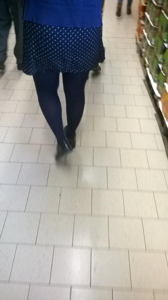 21P lovely legs 02
