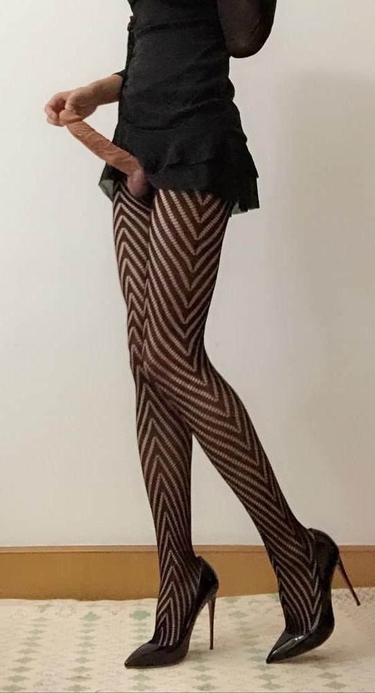 25P Heels plus legs equals sex 2
