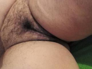 25P My 44 years old hairy qirlfriend