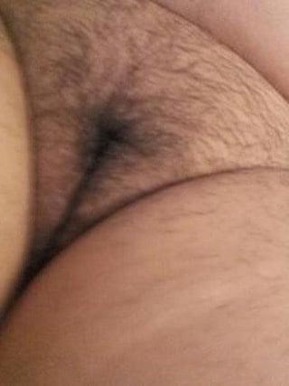 25P My 44 years old hairy qirlfriend