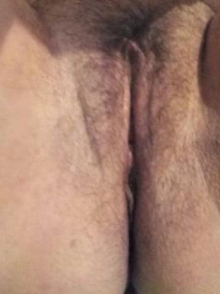 25P My 44 years old hairy qirlfriend
