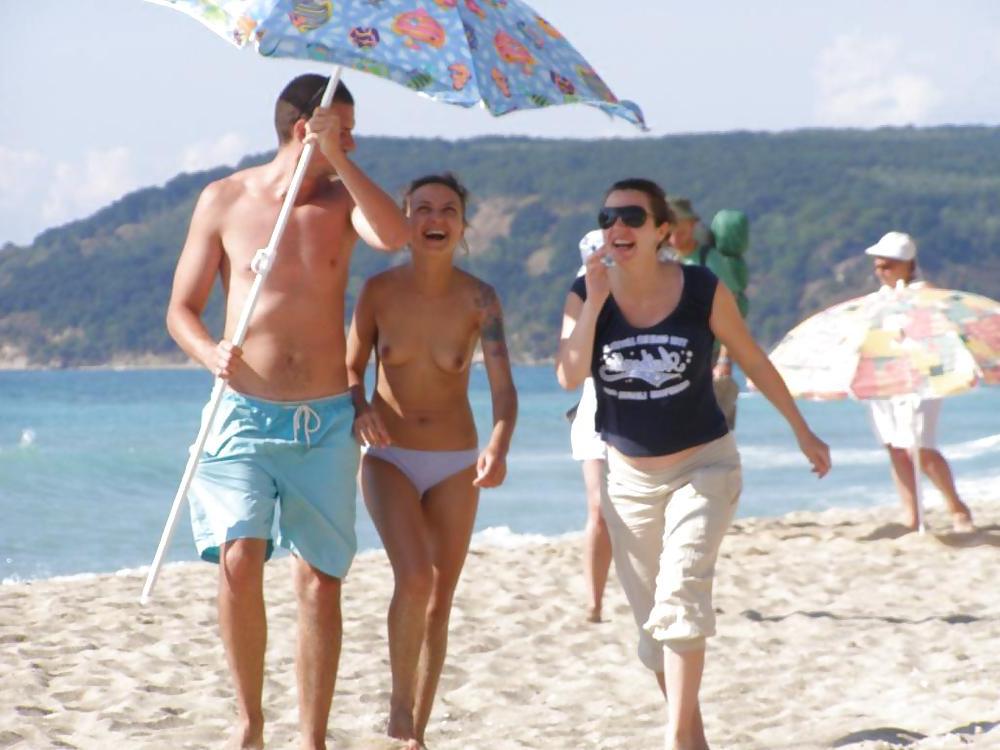 25P Bulgarian Beach Girls from Black Sea - III