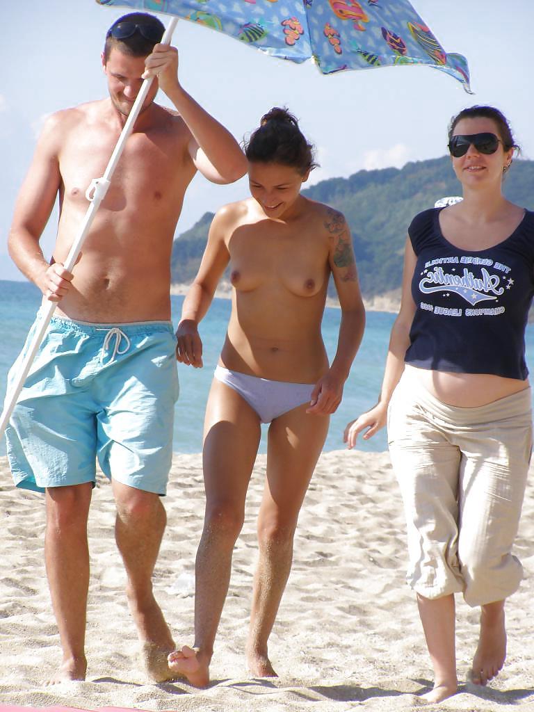 25P Bulgarian Beach Girls from Black Sea - III