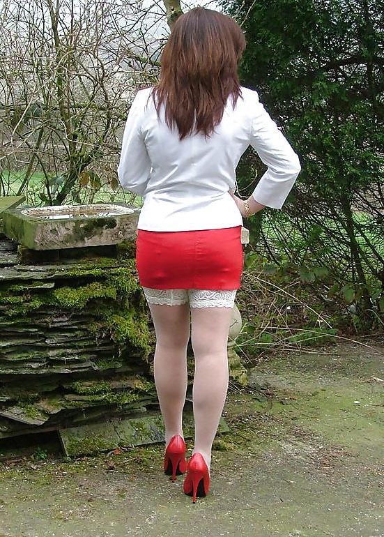 17P Very Hot Mature Milf in Stockings and High Heels
