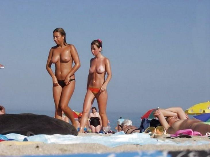 25P The beach sweet tits
