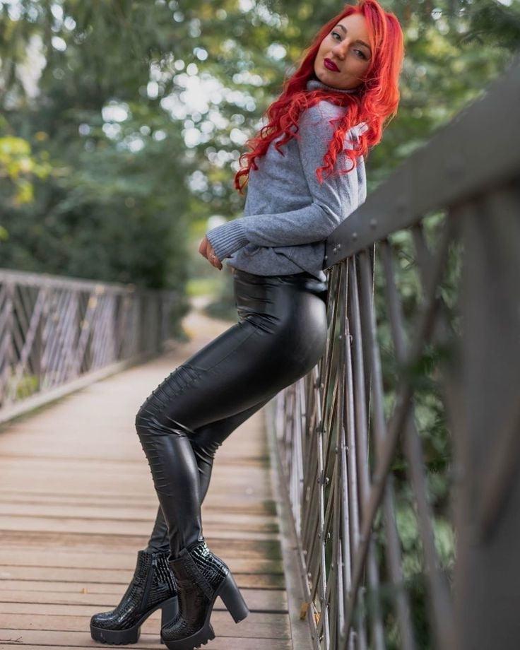 19P Leather 3