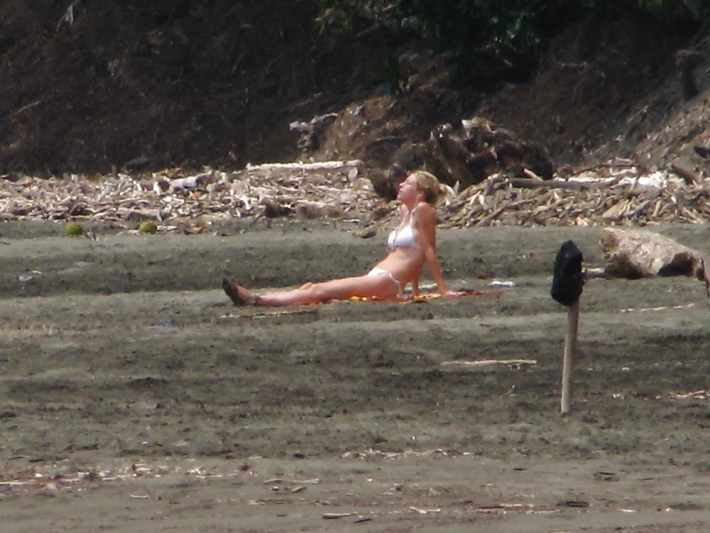 7P Costa Rica Beach