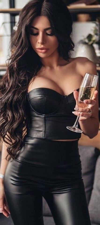 25P Black Leather Top 2 - by Redbull18