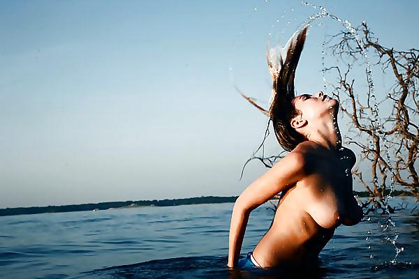 25P Hot mermaids and beach bunnies +more outdoor XI