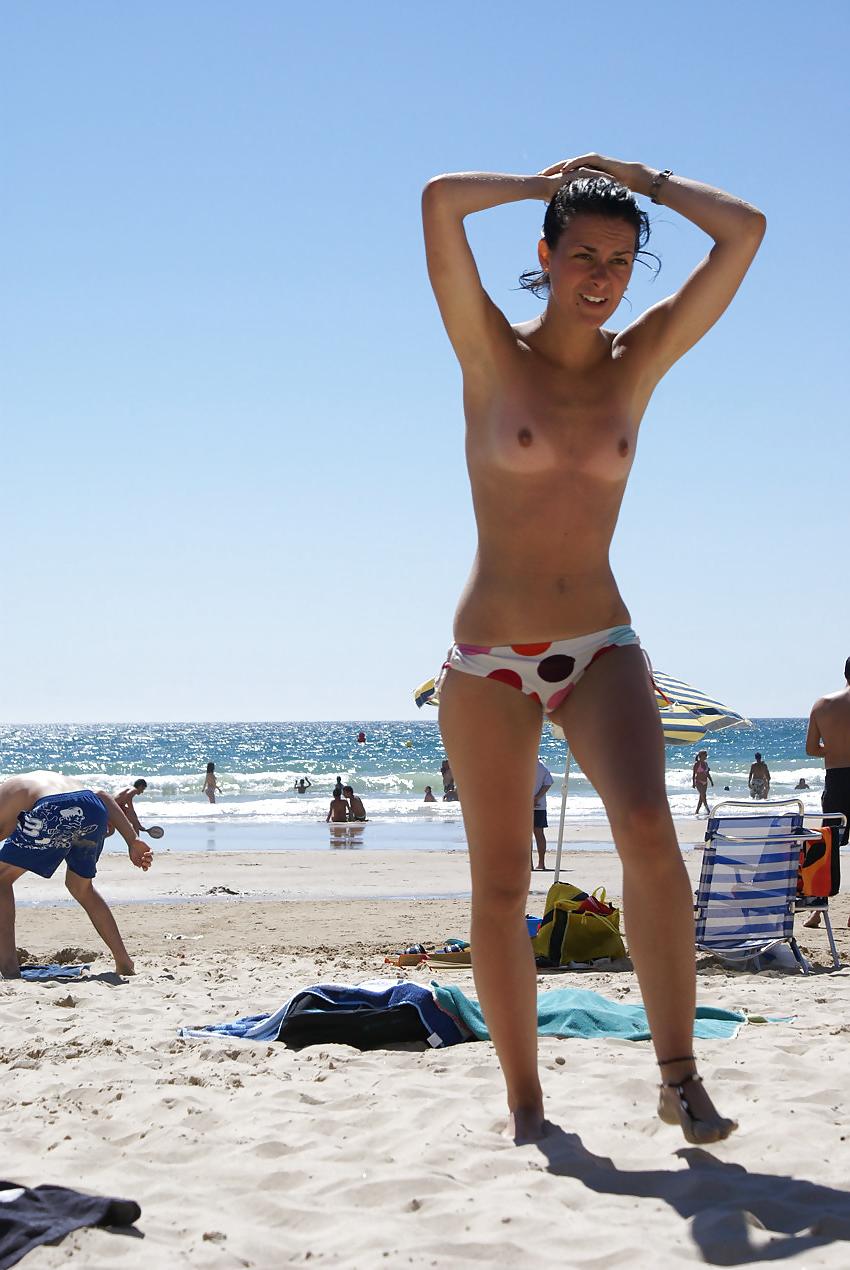 15P Nude beach 2