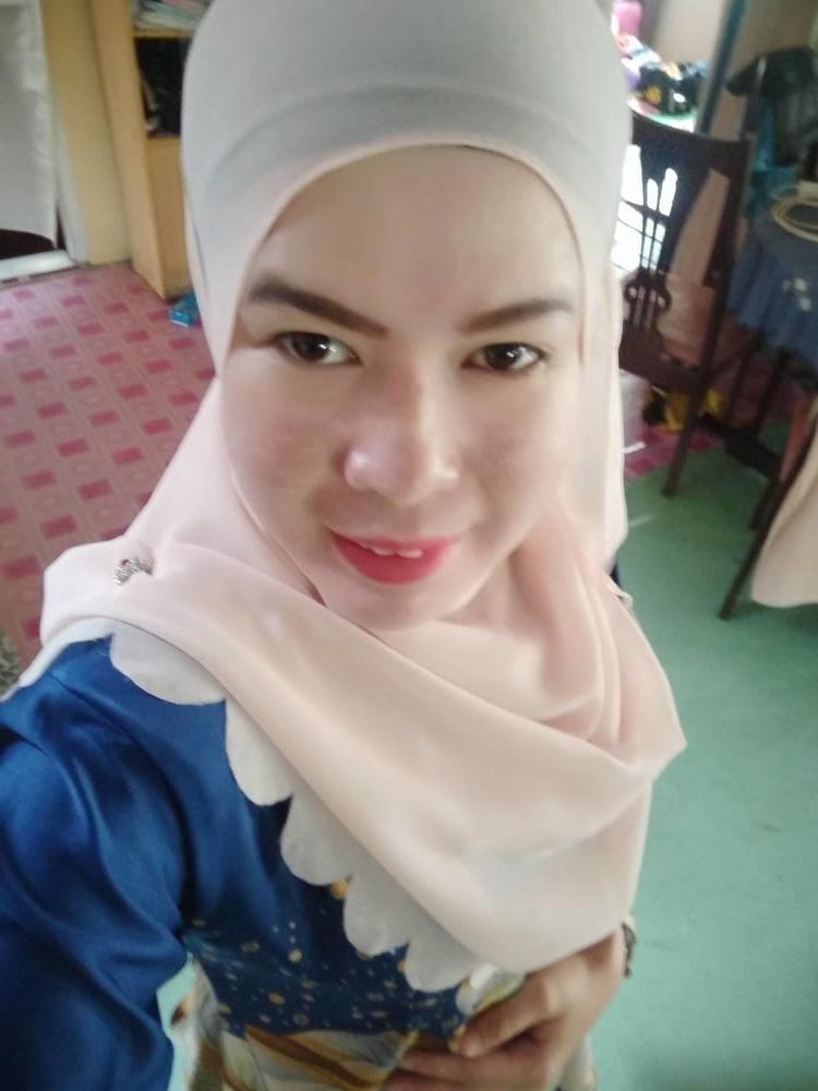 18P Suriati Ismail - MILF Melayu Legend (PREVIEW 2)