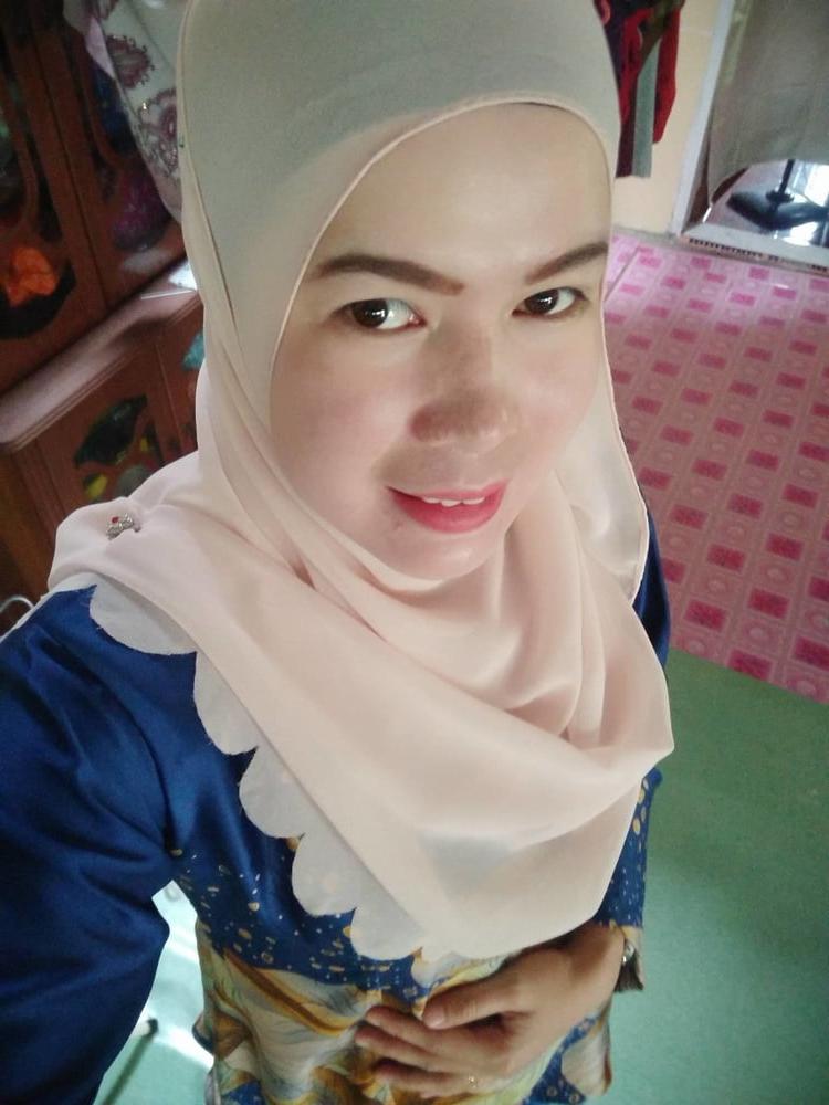 18P Suriati Ismail - MILF Melayu Legend (PREVIEW 2)