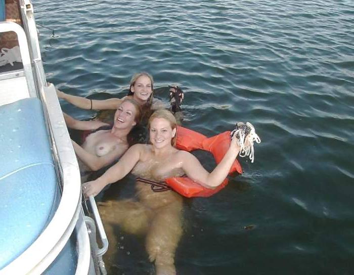 15P Nice beach, bikini and pool girls 9