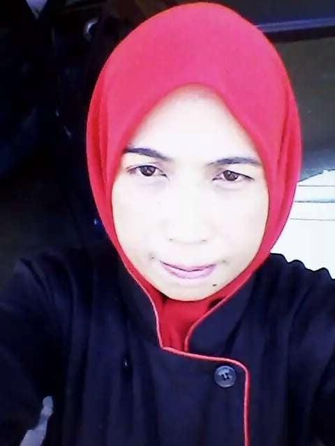 25P Malay MILF Chef Suhaila - Part 1