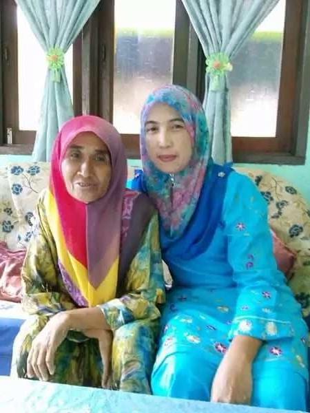 25P Malay MILF Chef Suhaila - Part 1