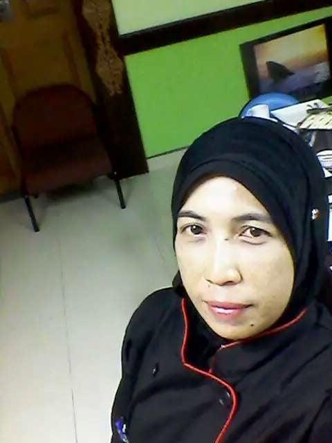 25P Malay MILF Chef Suhaila - Part 1
