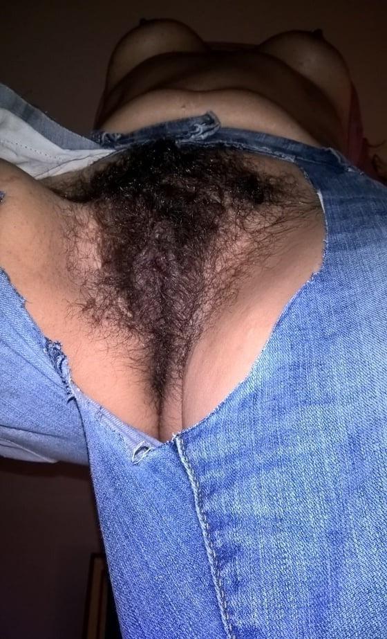13P hairy pussy 2