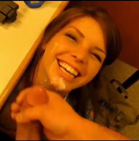 25P L'ejac faciale la fait marrer facialized laughing girl