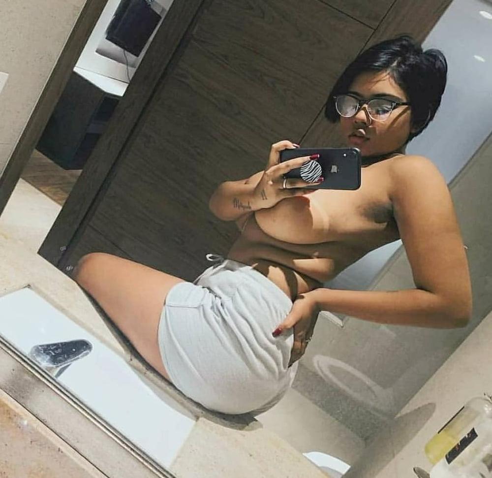 25P Desi unseen babe 106