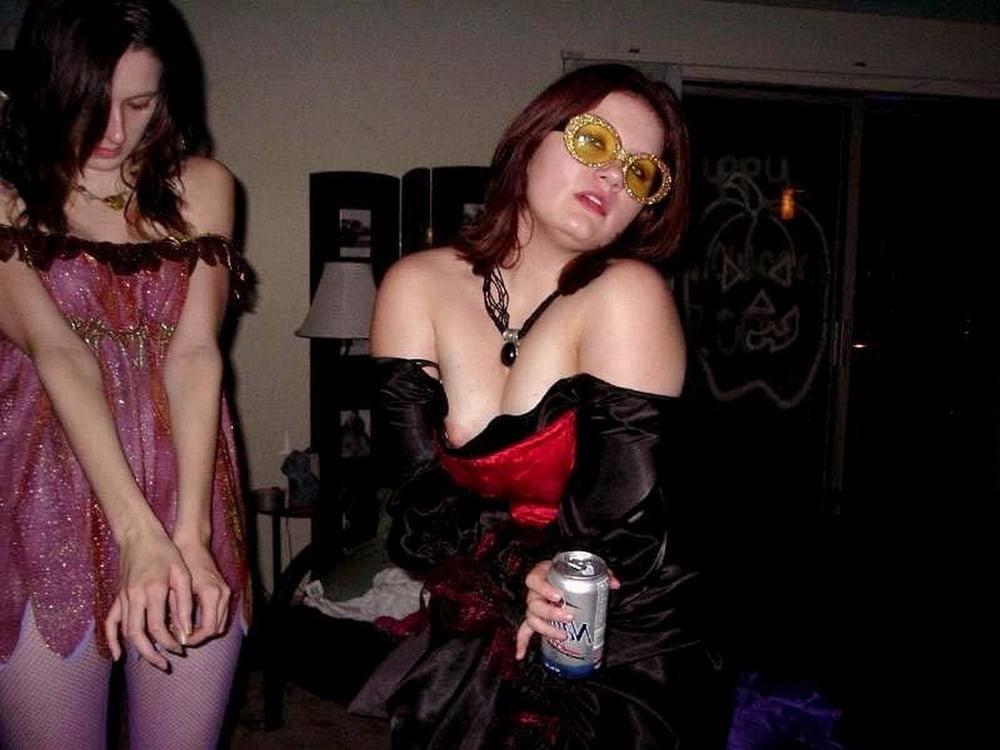 25P Downblouse & Nippelblicke 243